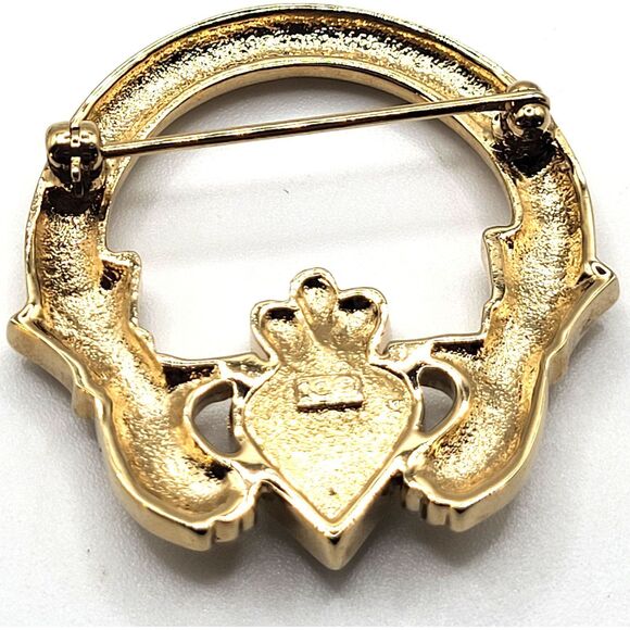 Vintage Claddagh Brooch Green Rhinestone Gold Tone Irish Heart Hands Crown 1.5” - Picture 3 of 5